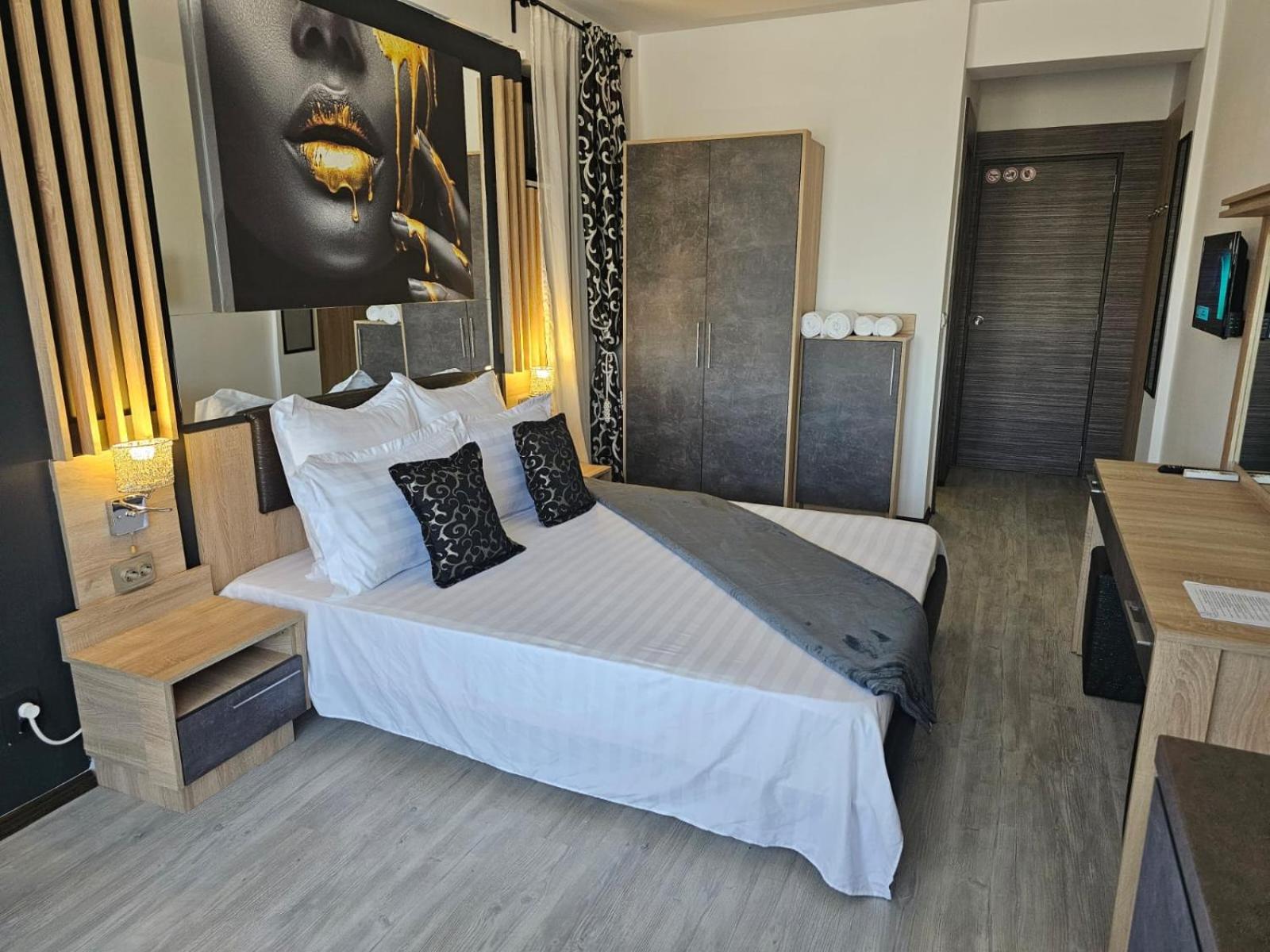 Theline 3* Bucharest