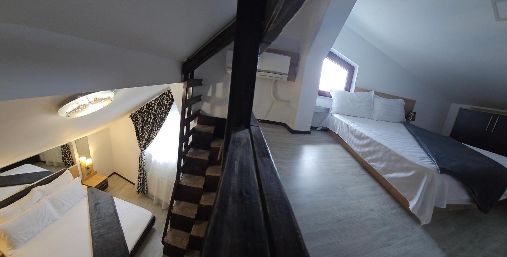 Hotel Theline Bucharest